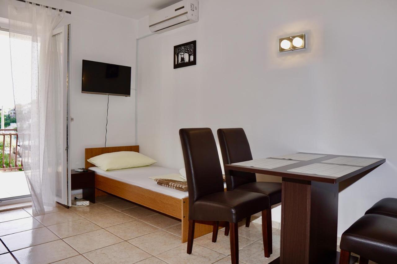 Apartman Victoria *