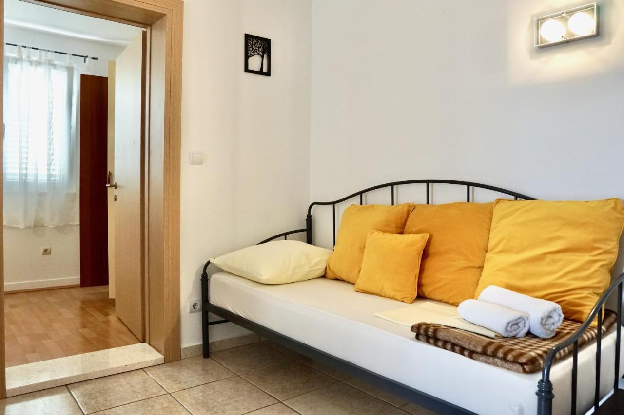 Apartman Victoria *